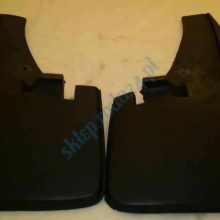 Błotochron tył plastik 126p EL kpl.