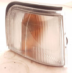 Lampa kierunkowskazu przód P Uno biała