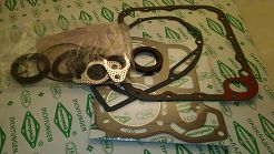 Uszczelki silnika z simmeringiem CC 700 Kreft