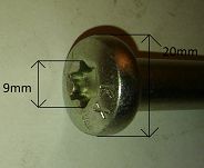 Śruba M 10 x 1,5 x 50 8.8 okrągła Ford - 3