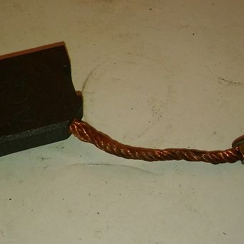 Szczotka   6,0 x 16,5 x 20,0 weglowa 126p