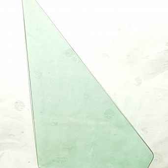 Szyba trójkątna tył L Skoda Favorit