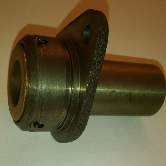 Wspornik wałka sprzegłowego 126p, CC 700