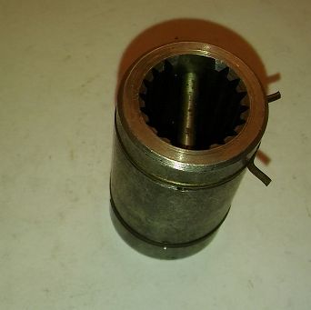 Tulejka wspornika wałka sprzęgłowego 126p, CC 700 