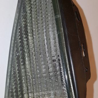 Lampa kierunkowskazu przód L CC Fiat biała