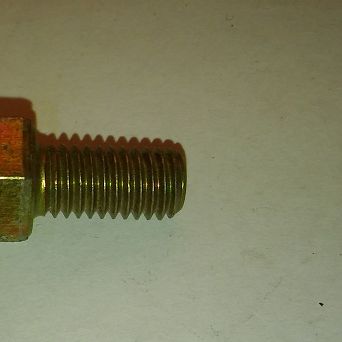 Śruba M   8x   15 sześciokąt 8.8 126p