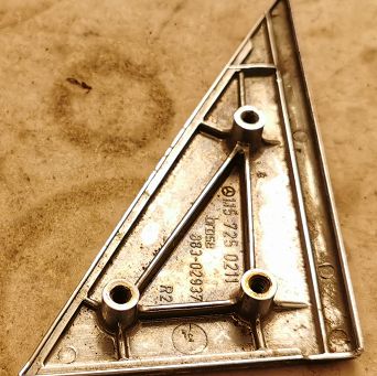 Zaślepka lusterka P Mercedes W114, W115 chrom