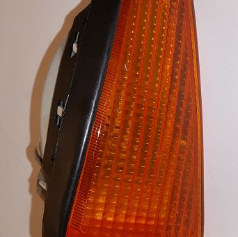 Lampa kierunkowskazu przód P CC Dobmar