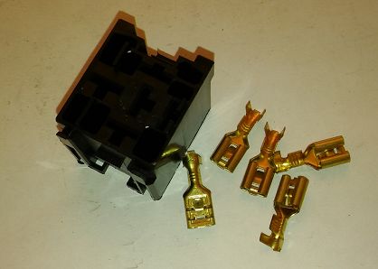 Podstawa przekaźnika kpl. 126p, FSO, PN, Żuk Fiat