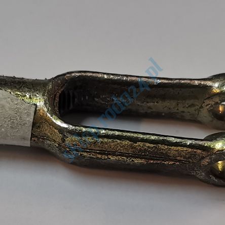 Sworzeń widełek sprzęgła Żuk Nowy Typ