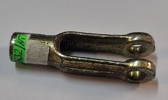 Sworzeń widełek sprzęgła Żuk Nowy Typ