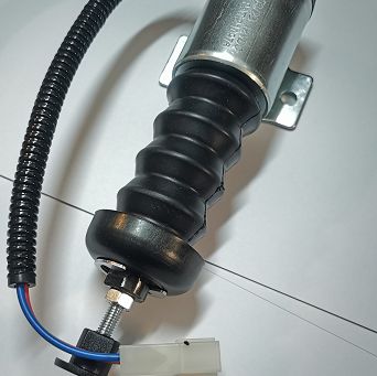 Siłownik gaszenia silnika Lublin II NT APE