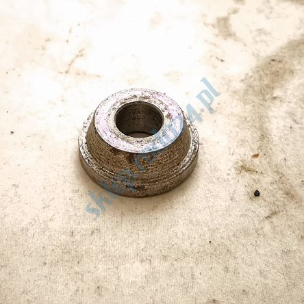 Tuleja dystansowa wahacza przód 126p