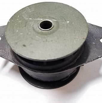 Poduszka silnika przód CC 700 Fiat