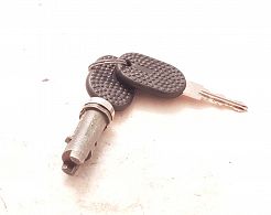 Bębenek zamka drzwi CC Fiat