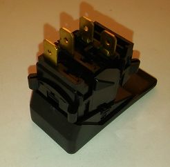 Przełącznik świateł zewnętrznych 126p FL