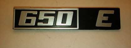 Emblemat "650 E" 126p