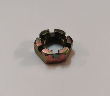 Nakrętka M20 x 1,5 x 13 koronowa Wartburg 311