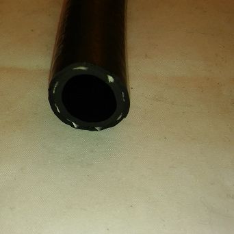 Odma odpowietrzajaca pokrywe zaworów  126p