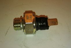 Czujnik ciśnienia oleju 1.800.001 EPS