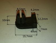 Spinka   18 zabezp. linki pokrywy silnika 126p - 2