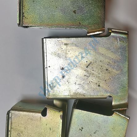 Zestaw wsporników zderzaka metalowego 126p ST FSM