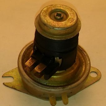 Pompka spryskiwaczy Żuk, Nysa, Warszawa, Syrena