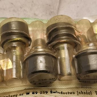 Śruby zabezpieczające koła Fiat, FSO, Citroen