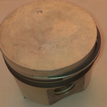 Tłok N 77,0 z pierścieniami 126p 650cc FSM