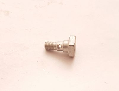 Śruba M   6x   20 linki gazu 126p Bis, CC