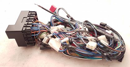 Instalacja elektryczna przód 126p EL z bezp.