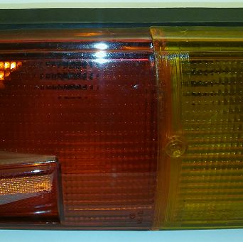 Lampa tył 126p FL L Fristom